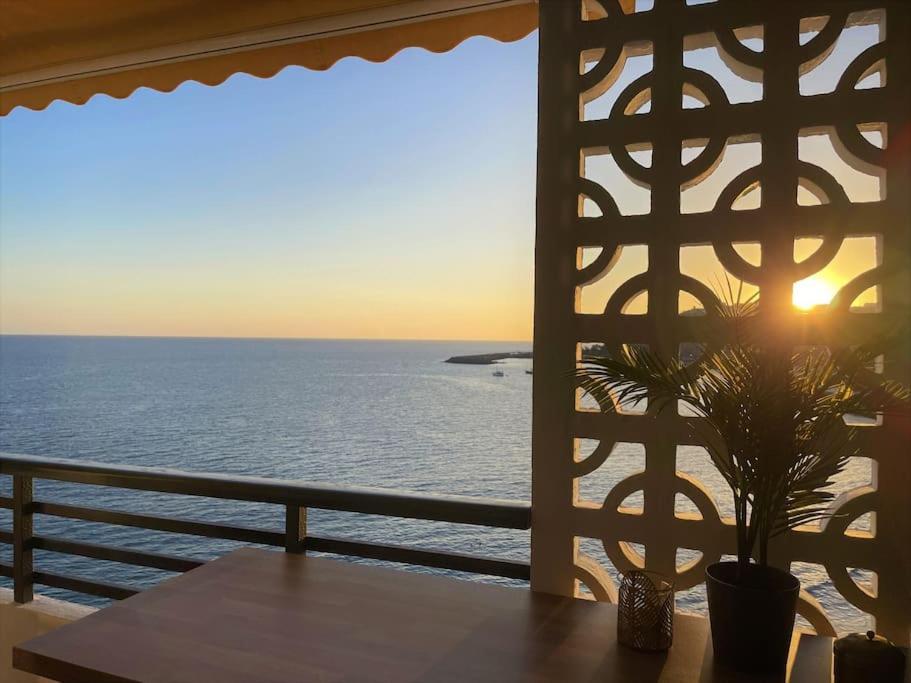 Donana Beach Front Apartment Patalavaca Ngoại thất bức ảnh