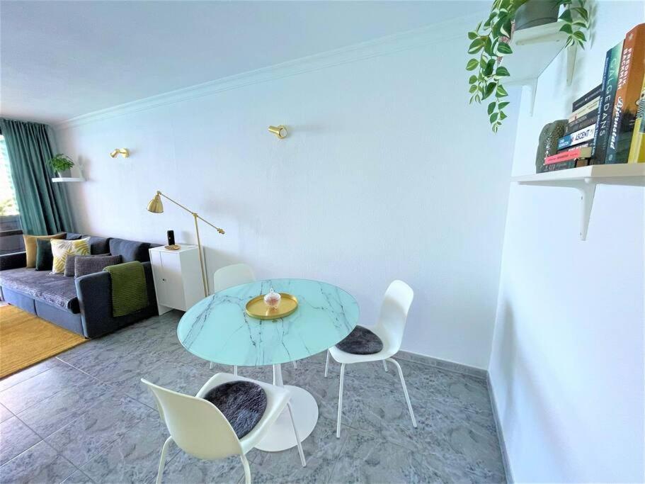 Donana Beach Front Apartment Patalavaca Ngoại thất bức ảnh