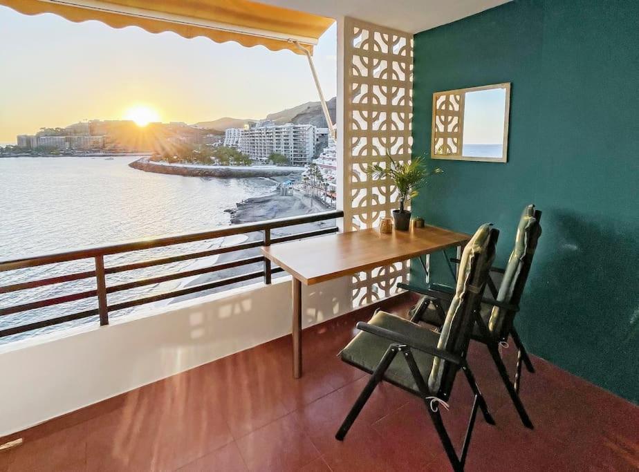 Donana Beach Front Apartment Patalavaca Ngoại thất bức ảnh