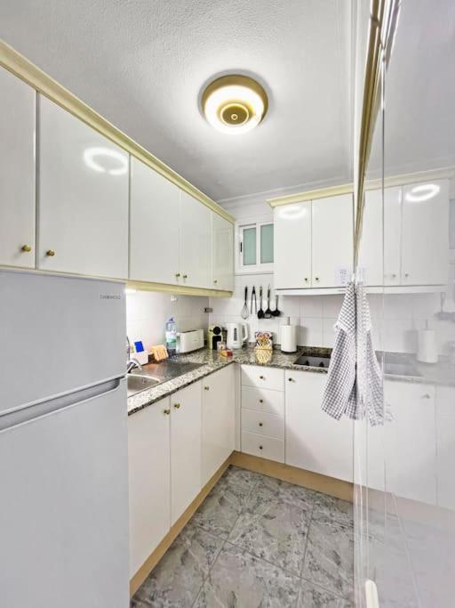 Donana Beach Front Apartment Patalavaca Ngoại thất bức ảnh